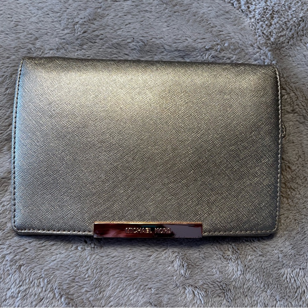 Michael Kors Crossbody / Wallet